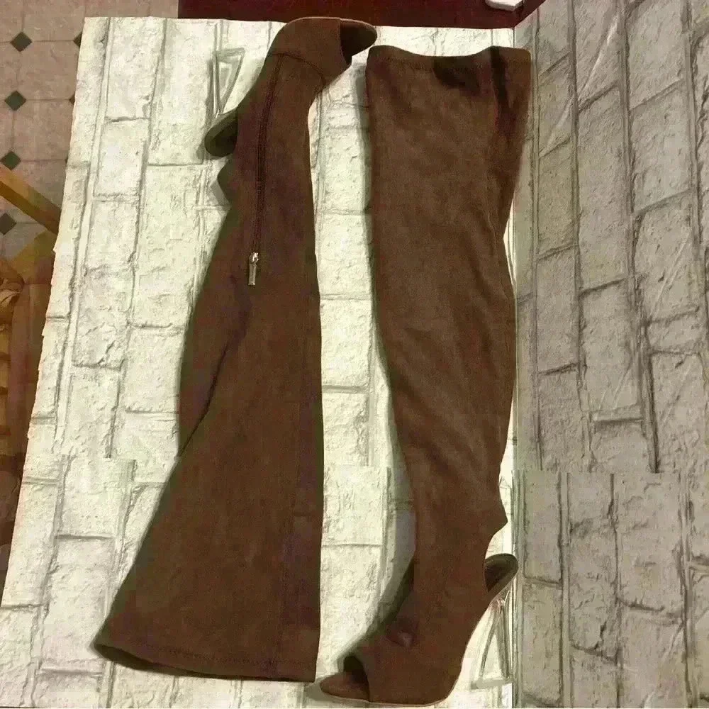 NWOT Cape Robbin Over the Knee Tight High Brown Faux Suede Boots Size 6.5